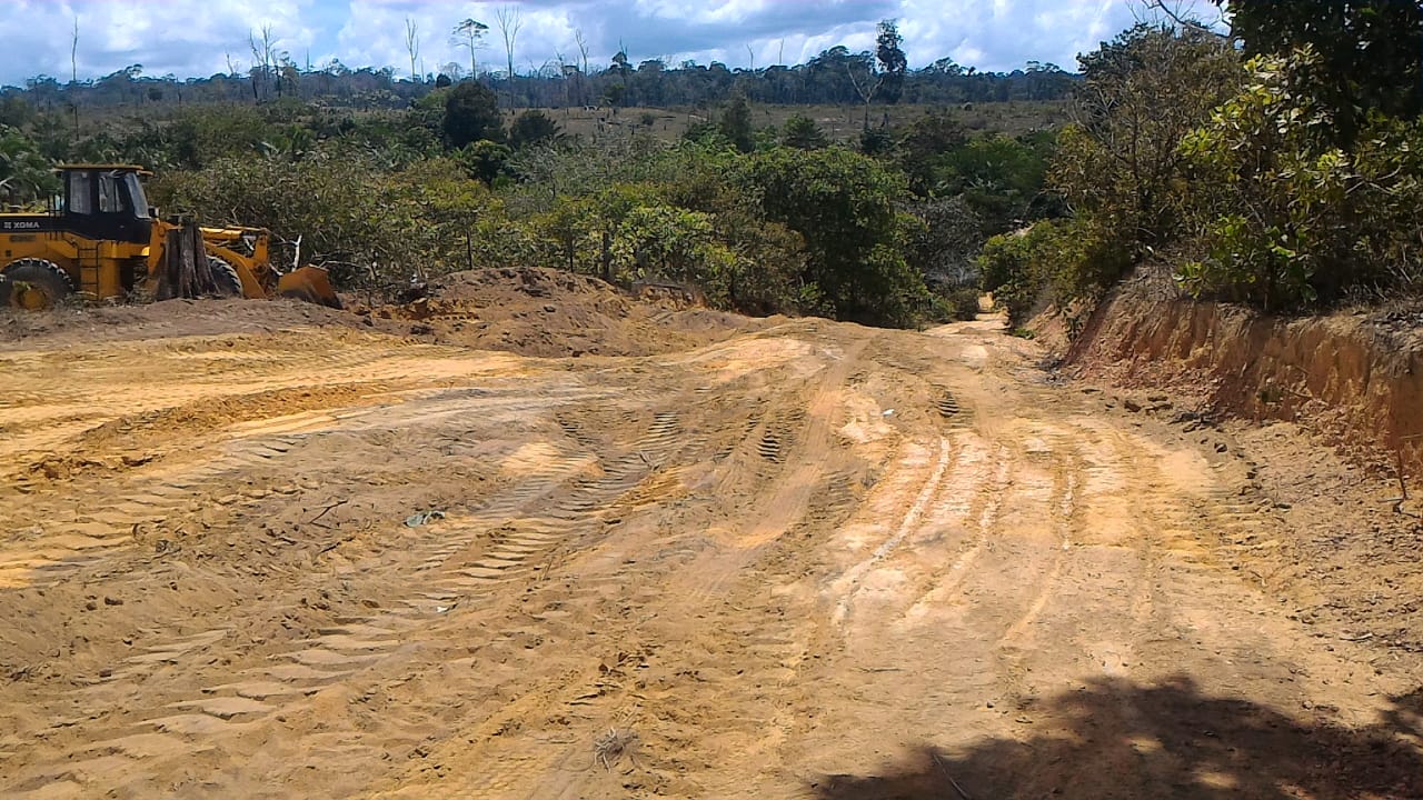 Prefeitura avança na manutenção de ramais.